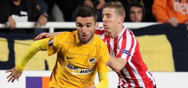 Brega griega para el costado derecho