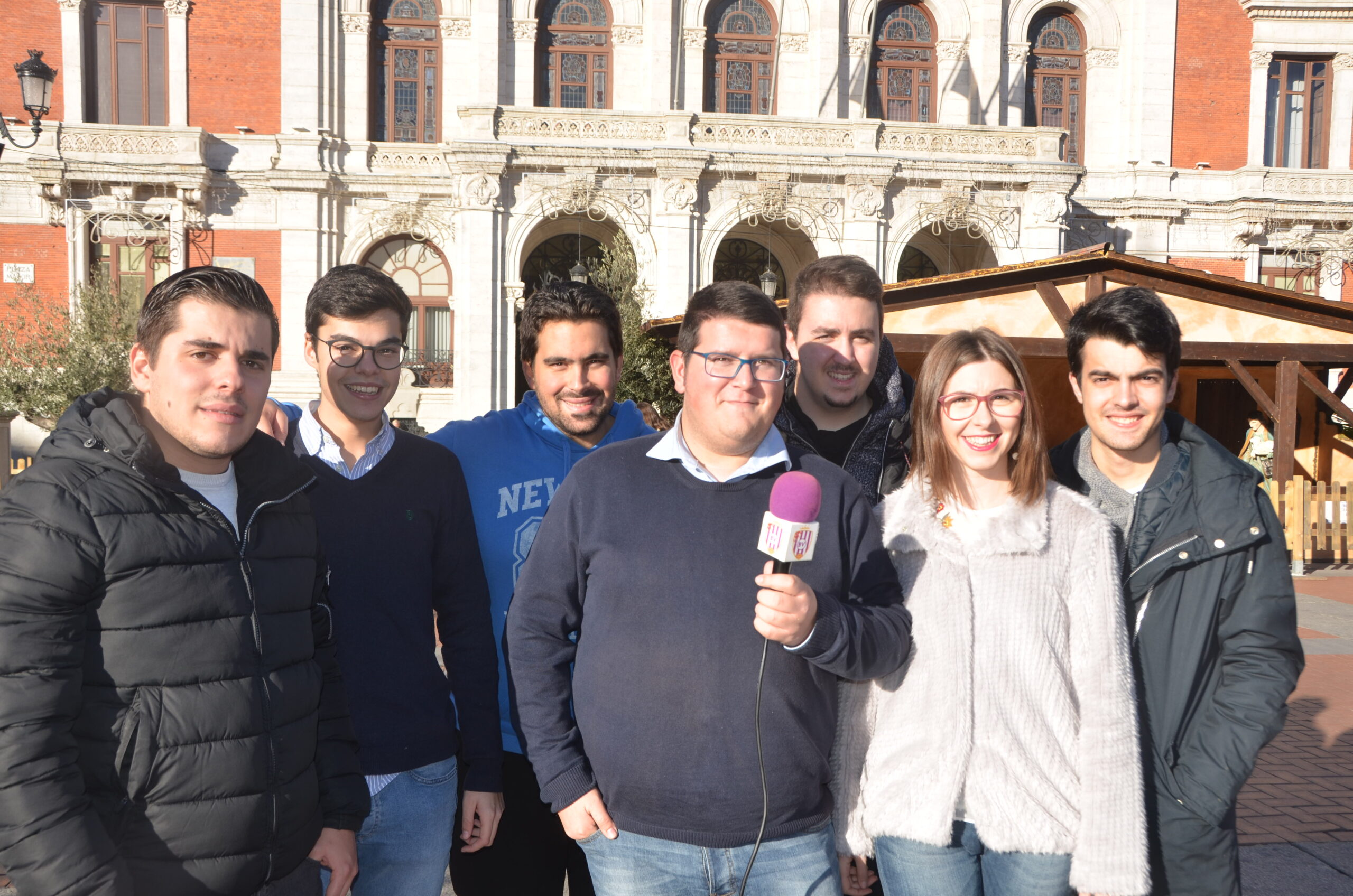 Una familia de colores blanco y violeta 1 La redacción de Blanquivioletas os desea felices Fiestas || Foto: Juan Postigo
