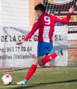 Un enrachado Tordesillas quiere acabar con el mal fario en Soria 2 Roberto Simón