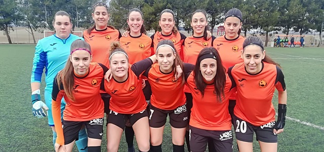 (Pen)último tren hacia la tercera plaza