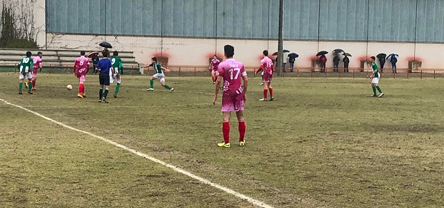 A vueltas con el césped de Fuente la Mora