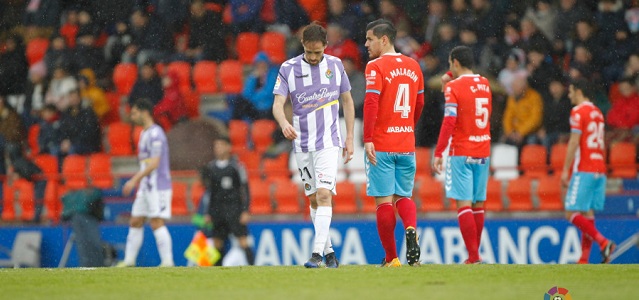 Quien poco marca, poco gana 1 El Real Valladolid no tuvo acierto en el Anxo Carro || Foto: LFP