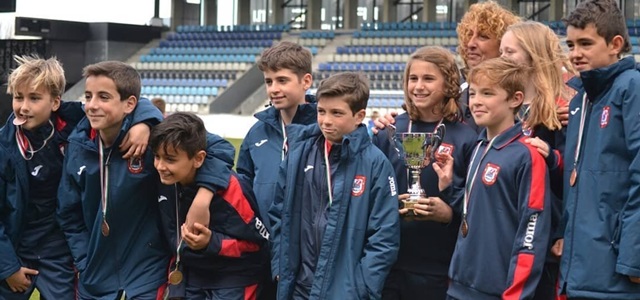 El Villa de Simancas Alevín sorprende con el tercer puesto en la Malecón Cup