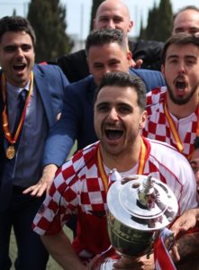 Mario Sánchez: "Está empezando a despuntar una serie de entrenadores jóvenes en Castilla y León" 2 DZsxMbLXkAAOXoy