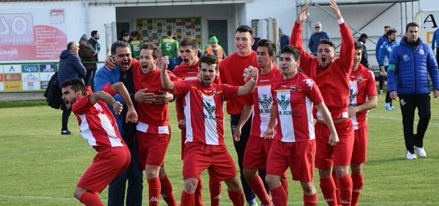 El Tordesillas asalta La Eragudina y el play-off 1 Foto: Henar García