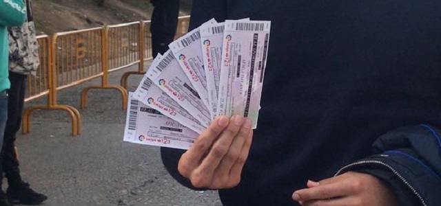 Locura en blanco y violeta