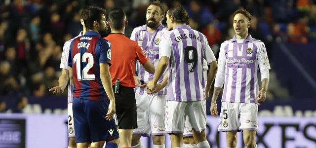 El VAR manda a la lona al Real Valladolid 1 Jaime Latre