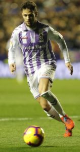 El Detalle: Con Moi, doce debutantes más uno 2 Moi 1