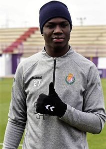 Stiven Plaza, en Valladolid pero al margen del equipo 2 WhatsApp Image 2019 01 13 at 12.18.28