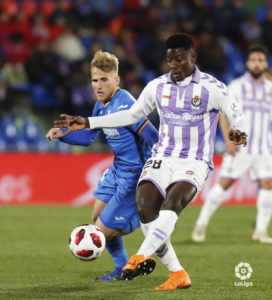 Ghana bajo el foco 2 w 900x700 09212211 pma0375