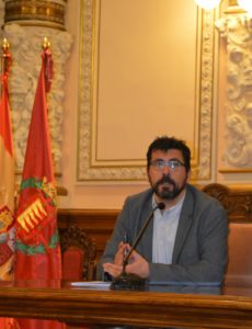 Alberto Bustos: "Nos parece más positivo alargar la concesión del José Zorrilla más años" 2 Bustos