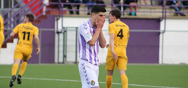 El Real Valladolid B se aleja del Burgos, equipo ya de División de Honor