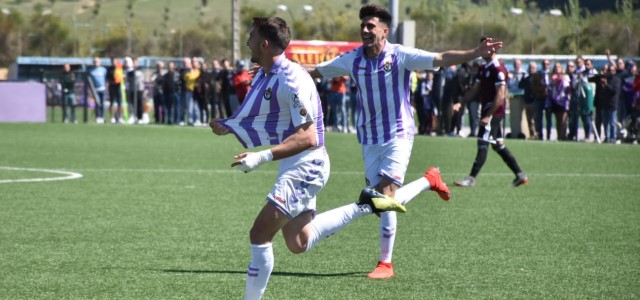 Javi Pérez acerca al Promesas a la salvación