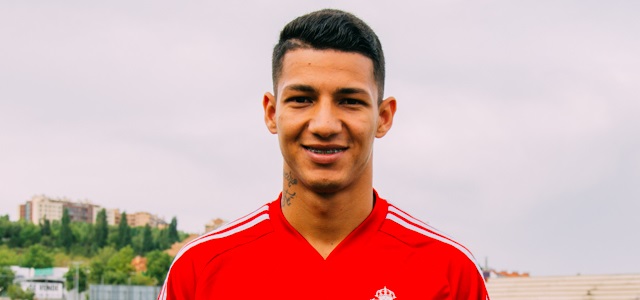 Marcos André, blanquivioleta hasta 2023