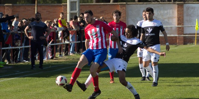 El Tordesillas saca del liderato al Zamora