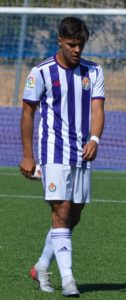 Dos errores condenan al Real Valladolid de División de Honor 2 EFjKAEaXoAApTmd