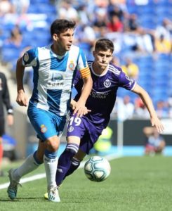 El Real Valladolid asalta Cornellá y toma oxígeno 3 Toni