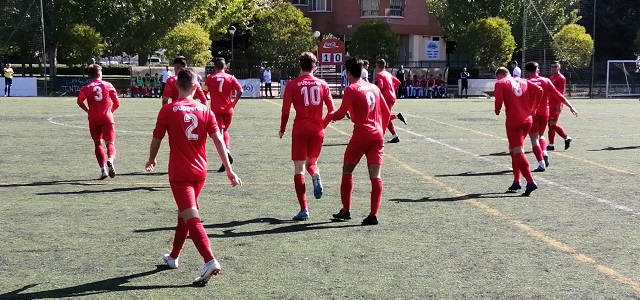 El pichichi Ayllón endosa la primera derrota a Baptista 1 UD Sur