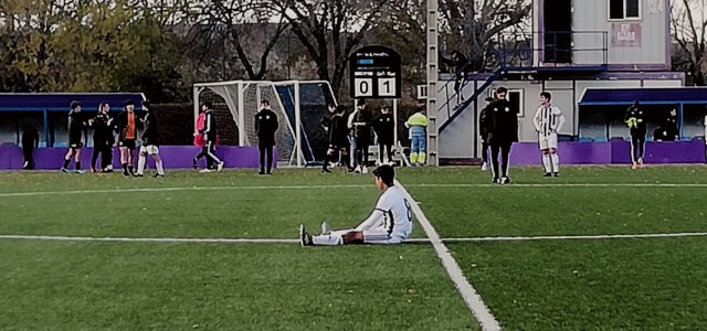 El Real Valladolid se estrella contra el muro del Unión Adarve