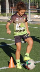 "Claudia es una niña que juega al fútbol, igual que un niño" 2 CLAUDIA GOMEZ