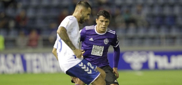 El Detalle copero: Con enigma en las camisetas y el pantalón de entrenamiento