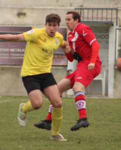 Garrido: "La liga es muy larga y estamos a cuatro del segundo y a cuatro del descenso" 2 MOJADOS DENTRO