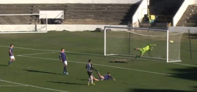 Samu rescata un punto ante el colista 1 Samu Pérez