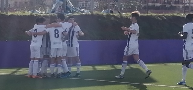 El Divi se impone al Extremadura, pese al atasco