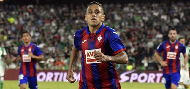 Orellana vestirá de blanquivioleta las dos próximas temporadas 1 Orellana