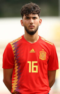 Así es el nuevo División de Honor de Julio Baptista 2 Adrián Gómez