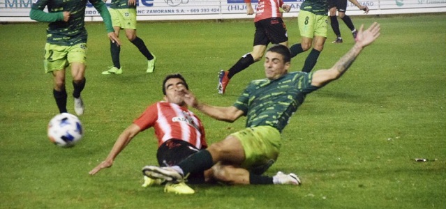 Abel Conejo y Adrián Herrera debutan en Segunda B