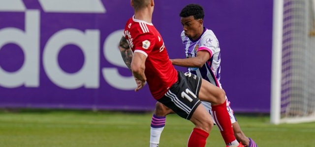 Amoah, Dalisson y Castri, presentes en el debut del Promesas