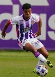 Amoah, Dalisson y Castri, presentes en el debut del Promesas 2 Dalisson