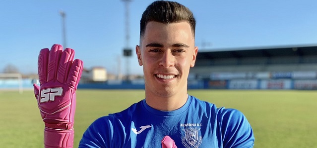 Maxi: «Con trabajo y constancia he conseguido ganarme el puesto en la portería»