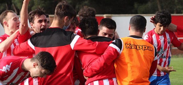 Triunfo con susto para mirar al play-off