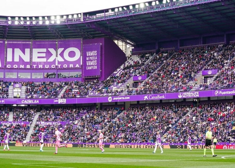 Pucela Retro | El Trofeo Ciudad de Valladolid, señal de identidad 3 Horario - Fondo Zorrilla