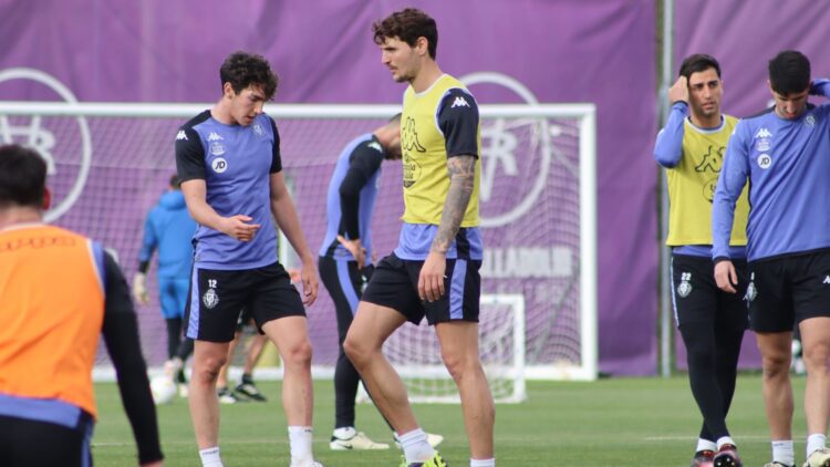 El Real Valladolid empieza la semana con incógnitas 1 Real Valladolid