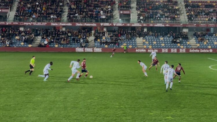 Rajada monumental del entrenador del Numancia: "Han hecho trampas" 1 Pontevedra - Numancia, rajada Aitor Calle