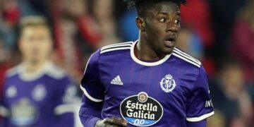 Salisu, en el Real Valladolid