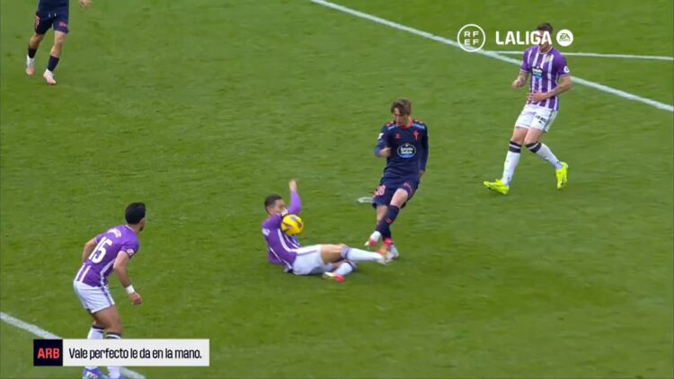 VAR Valladolid - Celta: "Brazo en alto, frame by frame..." 1 VAR Valladolid - Celta