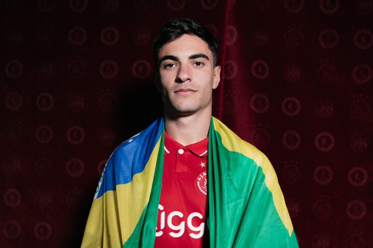 Lucas Rosa ya regala goles en el Ajax 1 Lucas Rosa Ajax