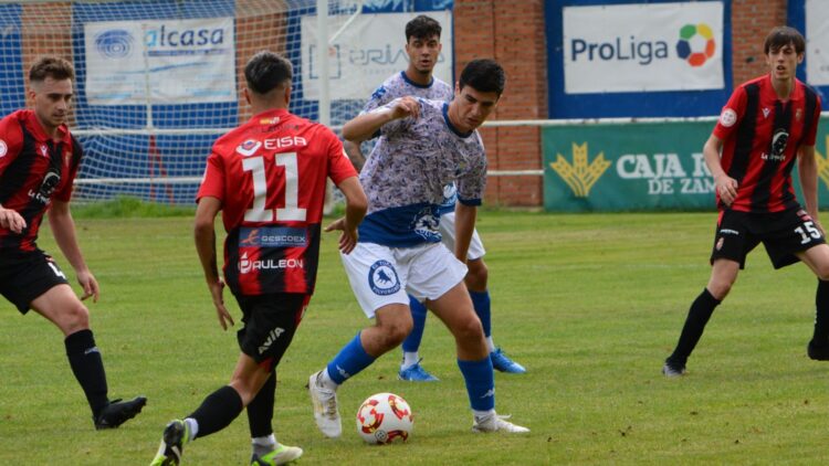 Laguna - Atlético Tordesillas: derbi con objetivos opuestos 1 Tordesillas - Laguna
