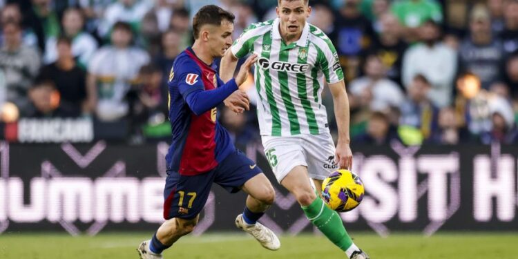 Marc Casadó y el liderazgo del hombre invisible del Barça 2 Casadó