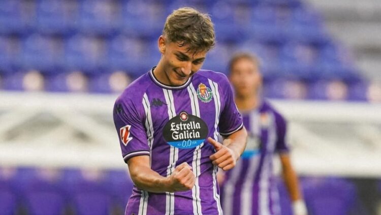 Chuki en la sala de los espejos 1 Chuki en la sala de los espejos