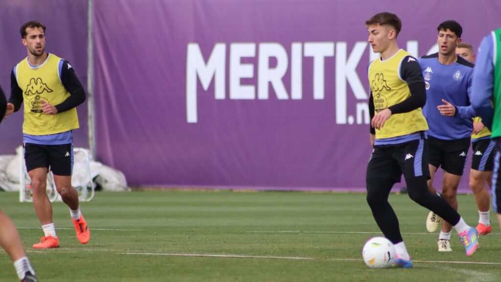 Las 3 etapas de Chuki en el Real Valladolid y el valor de su renovación 4 Chuki en un entrenamiento