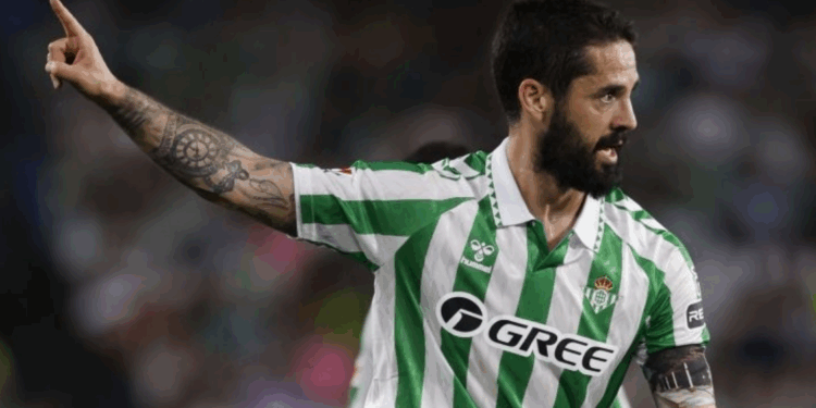 Las 3 claves de la derrota del Valladolid ante el Betis 2 Betis Isco