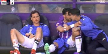 Luis Pérez, a golpes con Latasa en el banquillo