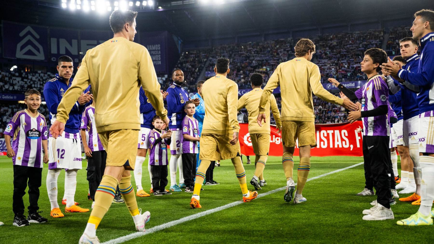 Real Valladolid - Barcelona: varios pasillos y algún título