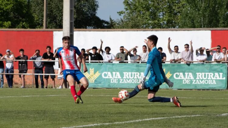 El Atlético Tordesillas afronta el tercer paso hacia el ascenso 1 Atlético Tordesillas