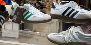 Aunque estas Adidas son tendencia, los podólogos las desaconsejan